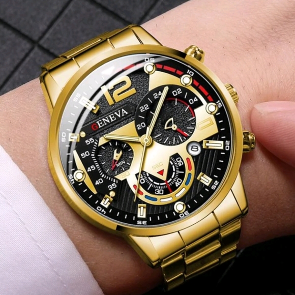 NEW MENS QUARTZ LARGE  FACED TRIPLE DIAL GOLD WATCH AND BRACELET SET - Picture 4 of 5